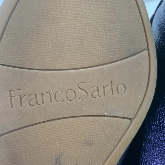 Franco Sarto Metallic Purple Pointed Toe Loafers size 9 ½ - Picture 9 of 11